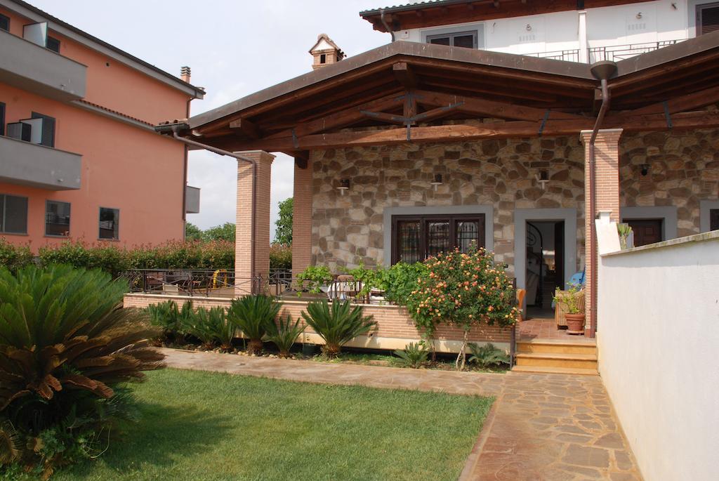 Villa Cecilia Fiumicino Ngoại thất bức ảnh